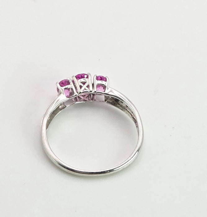 2163 :Vintage: 9ct White Gold Pink Sapphires Diamonds Ring- Petite, sparkling beauty