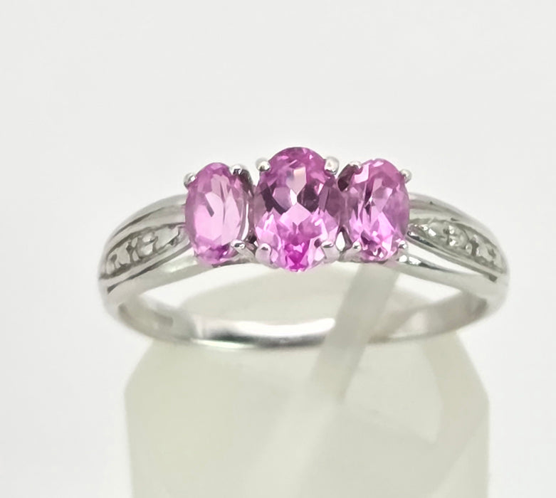 2163 :Vintage: 9ct White Gold Pink Sapphires Diamonds Ring- Petite, sparkling beauty