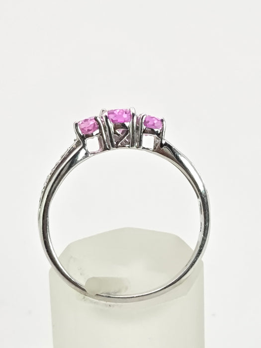 2163 :Vintage: 9ct White Gold Pink Sapphires Diamonds Ring- Petite, sparkling beauty
