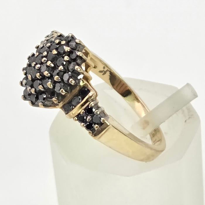 6154: Vintage: 18ct Gold Turquoises Domed Cluster Cocktail&nbsp; Ring- lovely symmetry