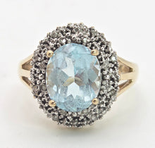 Load image into Gallery viewer, 1764: Vintage: 9ct Gold Swiss Blue Topaz 16 Diamonds Diana Style Cluster Ring

