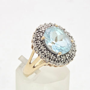 1764: Vintage: 9ct Gold Swiss Blue Topaz 16 Diamonds Diana Style Cluster Ring