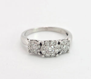 1869: Vintage: 9ct White Gold Diamonds Floral Trilogy Ring- natural sparkling beauty