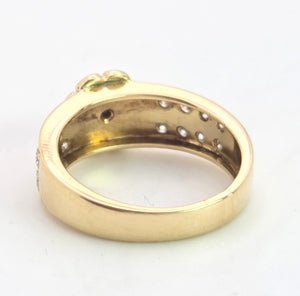 1872: Vintage: 18ct Gold 25 Diamonds Cluster Ring - sparkling symmetry