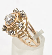 Cargar imagen en el visor de la galería, Vintage: 18ct  Gold Brilliant  &amp; Round Cut Natural Diamonds Cluster Ring
