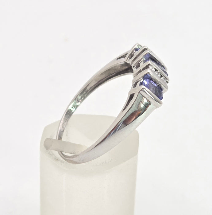 1892 Vintage: 14ct White Gold Tanzanite & Diamond Ring