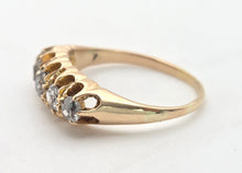 Cargar imagen en el visor de la galería, Antique Edwardian: 18ct Gold 5 Natural Diamonds Boat Ring- Over 100 years old
