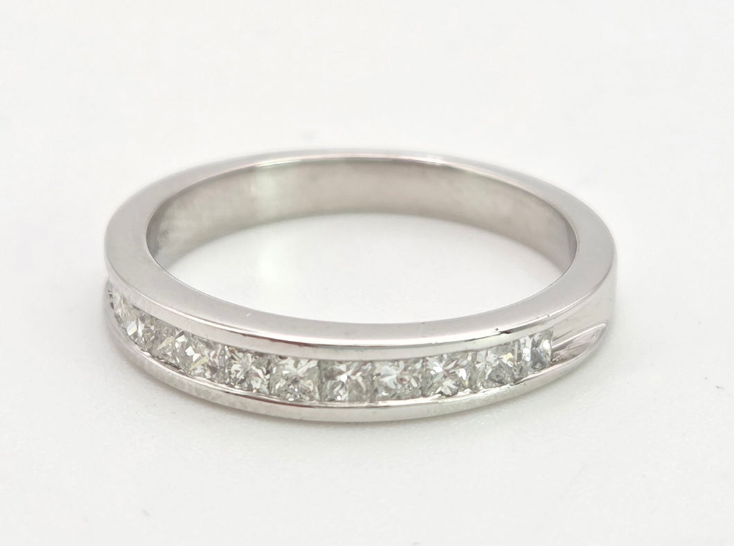 1988 Vintage: 18ct White Gold 12 Princess Cut Natural Sparkling Diamonds Half-Eternity/Stacker Ring