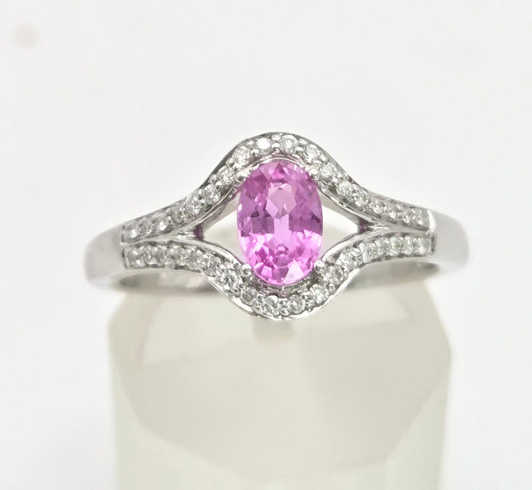 6447 Vintage: 18ct White Gold Pink Sapphire 36 Sparkling Natural Diamonds Dress Ring