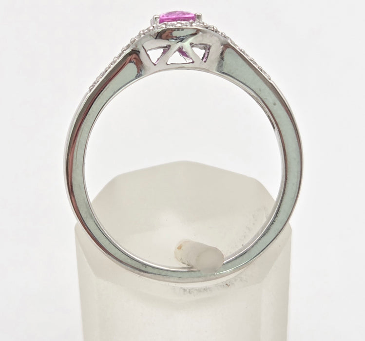 6447 Vintage: 18ct White Gold Pink Sapphire 36 Sparkling Natural Diamonds Dress Ring