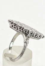 Cargar imagen en el visor de la galería, Vintage: 18ct White Gold Art Deco 12 Natural Diamonds {0.61ct} Navette Set  Ring
