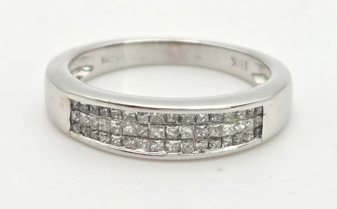 6450: Vintage: 18ct White Gold 48 Natural Diamonds Stacker/Half-Eternity Ring