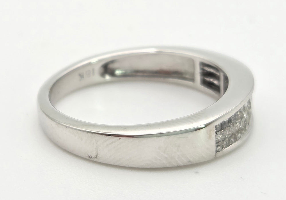 6450: Vintage: 18ct White Gold 48 Natural Diamonds Stacker/Half-Eternity Ring