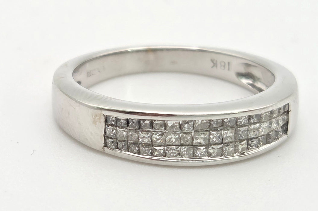 6450: Vintage: 18ct White Gold 48 Natural Diamonds Stacker/Half-Eternity Ring