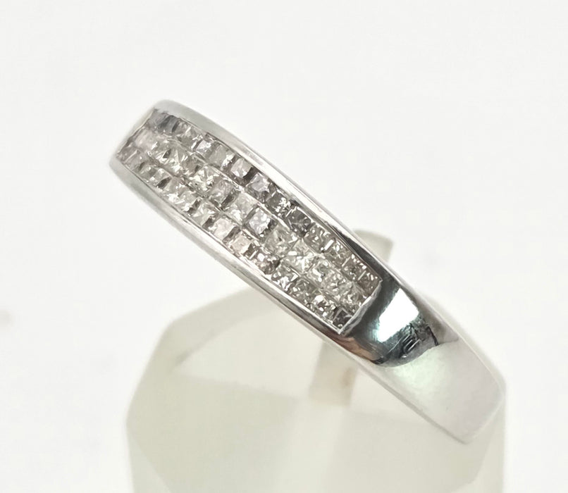 6450: Vintage: 18ct White Gold 48 Natural Diamonds Stacker/Half-Eternity Ring