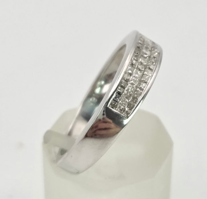 6450: Vintage: 18ct White Gold 48 Natural Diamonds Stacker/Half-Eternity Ring