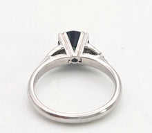 Load image into Gallery viewer, 2073: Vintage: 14ct White Gold French Blue Sapphire 6 Diamonds Trefoil Set Ring
