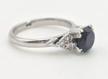 Load image into Gallery viewer, 2073: Vintage: 14ct White Gold French Blue Sapphire 6 Diamonds Trefoil Set Ring

