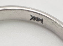Load image into Gallery viewer, 2073: Vintage: 14ct White Gold French Blue Sapphire 6 Diamonds Trefoil Set Ring
