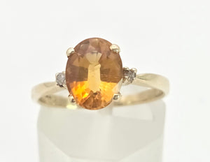 Vintage: 18ct Gold Vibrant Orange Citrine Diamonds Dress Ring