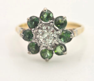 2102:   Vintage; 18ct Gold Peridots Diamond Flower Head Ring- Sparkling beauty