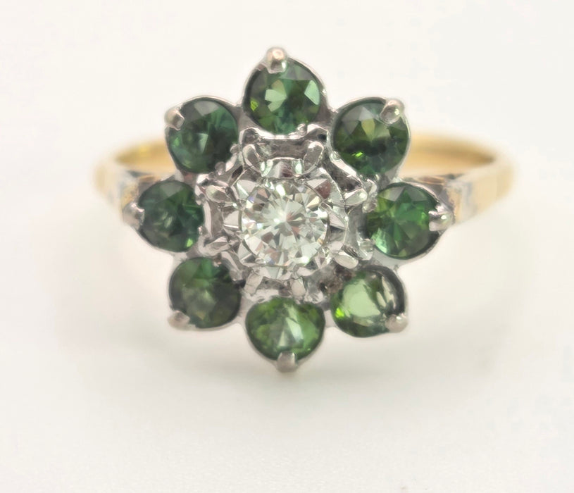 6453   Vintage; 18ct Gold Peridots Diamond Flower Head Ring- Sparkling beauty