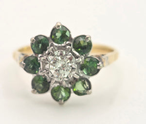 2102:   Vintage; 18ct Gold Peridots Diamond Flower Head Ring- Sparkling beauty