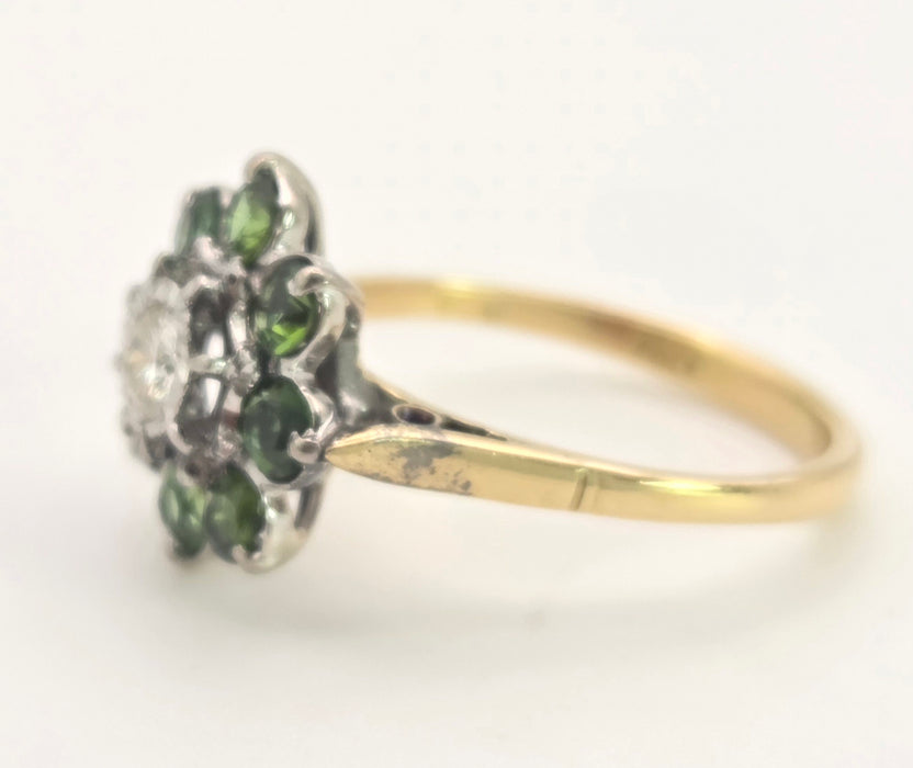 6453   Vintage; 18ct Gold Peridots Diamond Flower Head Ring- Sparkling beauty