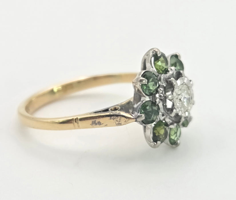 6453   Vintage; 18ct Gold Peridots Diamond Flower Head Ring- Sparkling beauty