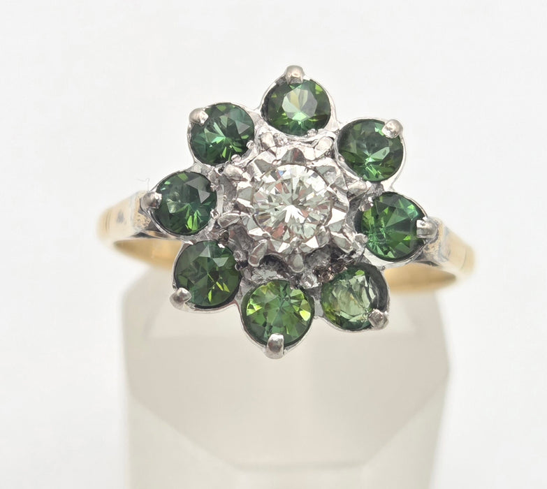 6453   Vintage; 18ct Gold Peridots Diamond Flower Head Ring- Sparkling beauty