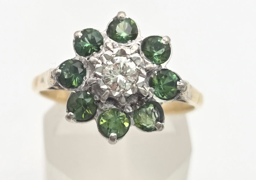 6453   Vintage; 18ct Gold Peridots Diamond Flower Head Ring- Sparkling beauty