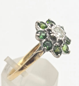 2102:   Vintage; 18ct Gold Peridots Diamond Flower Head Ring- Sparkling beauty