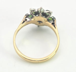 2102:   Vintage; 18ct Gold Peridots Diamond Flower Head Ring- Sparkling beauty