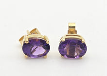 Load image into Gallery viewer, Vintage: 18ct Gold Purple Amethyst Solitaire Stud Earrings

