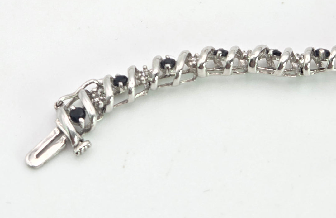 6454: Vintage: 9ct White Gold Blue Sapphires Diamonds Tennis Bracelet (18cm)