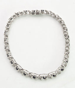 2111: Vintage: 9ct White Gold Blue Sapphires Diamonds Tennis Bracelet (18cm)- Very pretty