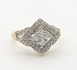 2311: Vintage 9ct Gold Natural Diamonds Geometric Set Ring