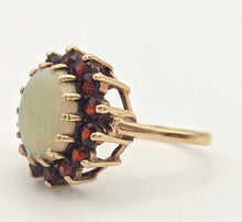 Cargar imagen en el visor de la galería, Vintage: Classic 9ct Gold White Opal 14 Red Garnets Flower Head Ring
