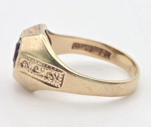 Vintage: Heavy 9ct Gold Red Garnet Signet Ring- From 1972