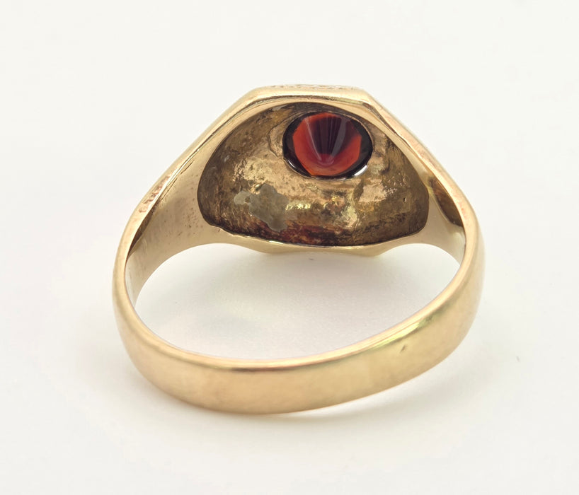 6474 Vintage: Heavy 9ct Gold Red Garnet Signet Ring- From 1972