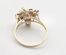 Cargar imagen en el visor de la galería, Vintage Abstract 9ct Gold Rubellites Cluster Ring- Remarkable
