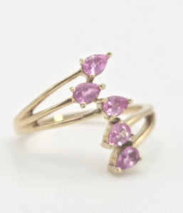 2349: Vintage; 9ct Gold Abstract Pink Sapphires Statement Ring- LUSH
