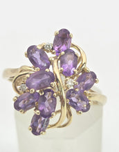 Cargar imagen en el visor de la galería, Vintage: 9ct Gold Lilac Amethysts Diamonds Floral Cluster Cocktail Ring
