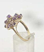 Cargar imagen en el visor de la galería, Vintage: 9ct Gold Lilac Amethysts Diamonds Floral Cluster Cocktail Ring

