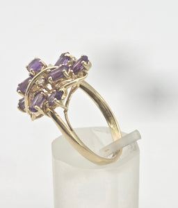 Vintage: 9ct Gold Lilac Amethysts Diamonds Floral Cluster Cocktail Ring