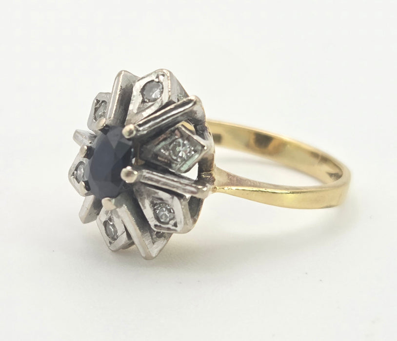 Vintage: 18ct Gold Blue Sapphire Diamonds Flower Head Ring - From 1977