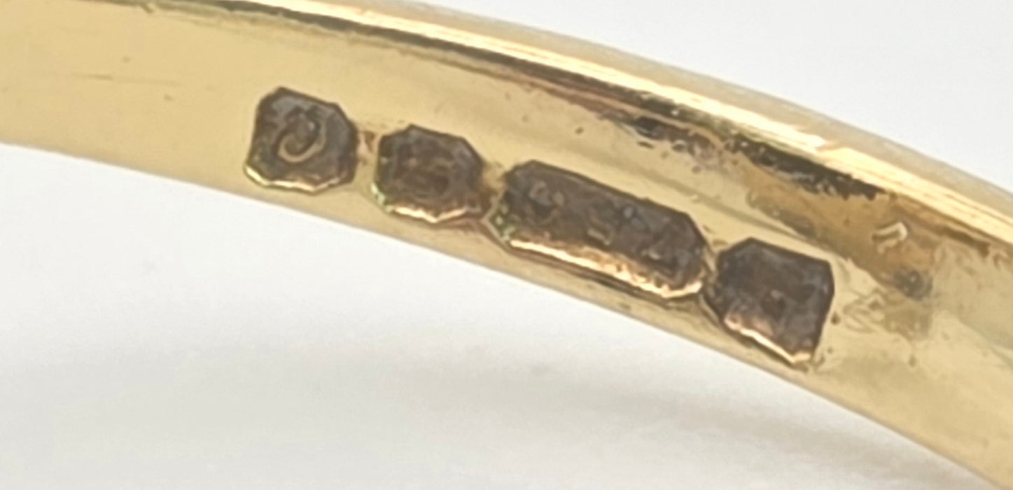 Vintage: 18ct Gold Blue Sapphire Diamonds Flower Head Ring - From 1977