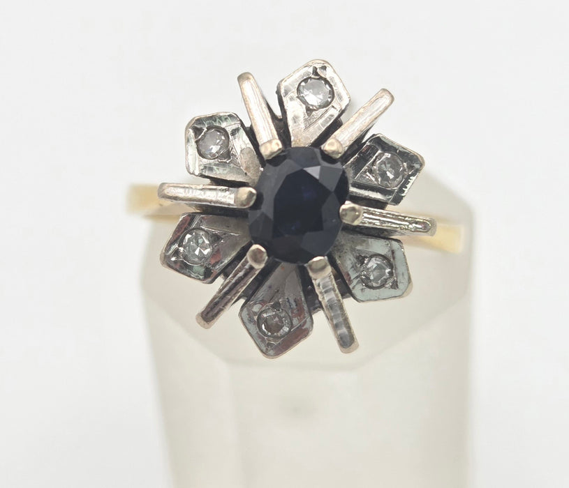 Vintage: 18ct Gold Blue Sapphire Diamonds Flower Head Ring - From 1977