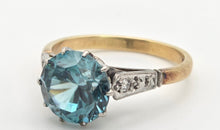 Load image into Gallery viewer, 2248 Vintage 18ct Gold Round Cut Blue Zircon (4.25ct)  Diamonds 3-Stone Ring
