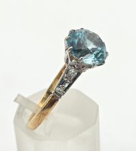Load image into Gallery viewer, 2248 Vintage 18ct Gold Round Cut Blue Zircon (4.25ct)  Diamonds 3-Stone Ring
